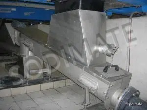 Pivoting-conveyor-300x225.jpg.jpg